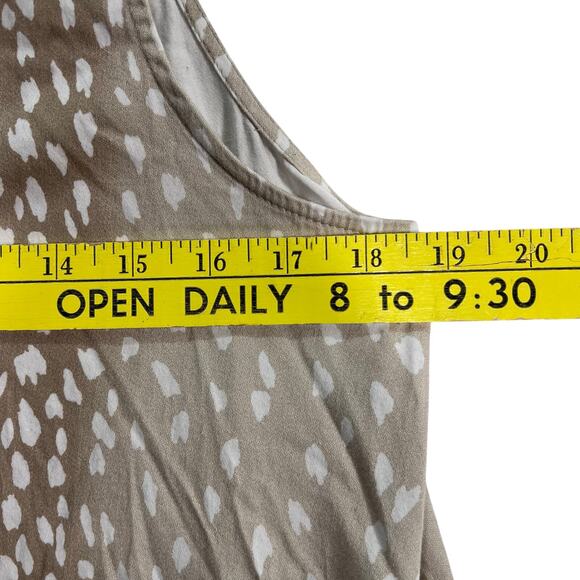 Tuckernuck Sleeveless Woman’s Charlie Shirt Dress Tan Antelope Print Size Small - Picture 4 of 8